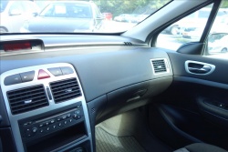 Peugeot 307 1,6 i, ČR, 2 MAJ., SERVIS.KN.