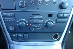 Volvo S60 2,4 D5 93KW, MANUAL, AUT.AC.