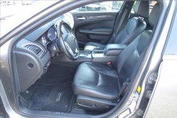 Lancia Thema 3,0 CRD V6 140KW, PLATINUM.