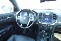 Lancia Thema 3,0 CRD V6 140KW, PLATINUM.