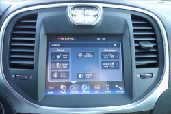 Lancia Thema 3,0 CRD V6 140KW, PLATINUM.