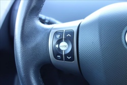 Toyota Yaris 1,3 VVT-i,ČR,1 MAJ.,81TIS.KM.