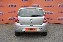 Dacia Sandero 1,2 i 55KW, KLIMATIZACE.