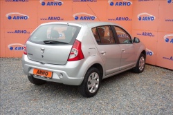 Dacia Sandero 1,2 i 55KW, KLIMATIZACE.