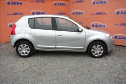 Dacia Sandero 1,2 i 55KW, KLIMATIZACE.