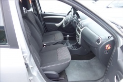 Dacia Sandero 1,2 i 55KW, KLIMATIZACE.