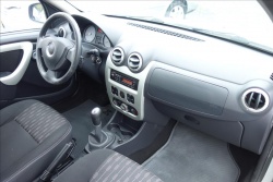 Dacia Sandero 1,2 i 55KW, KLIMATIZACE.