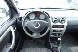 Dacia Sandero 1,2 i 55KW, KLIMATIZACE.