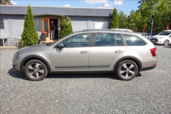 Škoda Octavia 2,0 TDi 135KW,SCOUT,SERVIS.KN.
