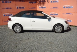 Volkswagen Golf 1,2 TSi 77KW, SERVISNÍ KNIHA.