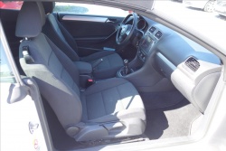 Volkswagen Golf 1,2 TSi 77KW, SERVISNÍ KNIHA.