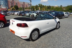 Volkswagen Golf 1,2 TSi 77KW, SERVISNÍ KNIHA.