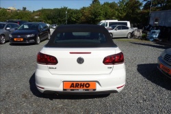 Volkswagen Golf 1,2 TSi 77KW, SERVISNÍ KNIHA.