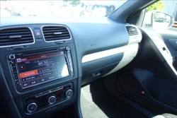 Volkswagen Golf 1,2 TSi 77KW, SERVISNÍ KNIHA.