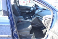 Ford Kuga 1,5 EB, ČR, 1 MAJ., SERVIS.KN.