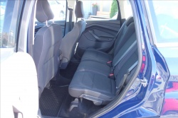 Ford Kuga 1,5 EB, ČR, 1 MAJ., SERVIS.KN.