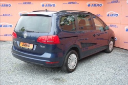 Volkswagen Sharan 2,0 TDi 100KW,PANORAMA,7 MÍST.