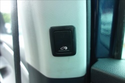 Volkswagen Sharan 2,0 TDi 100KW,PANORAMA,7 MÍST.