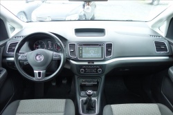 Volkswagen Sharan 2,0 TDi 100KW,PANORAMA,7 MÍST.