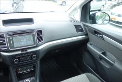 Volkswagen Sharan 2,0 TDi 100KW,PANORAMA,7 MÍST.