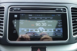 Volkswagen Sharan 2,0 TDi 100KW,PANORAMA,7 MÍST.