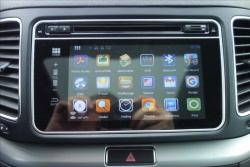 Volkswagen Sharan 2,0 TDi 100KW,PANORAMA,7 MÍST.