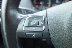 Volkswagen Sharan 2,0 TDi 100KW,PANORAMA,7 MÍST.