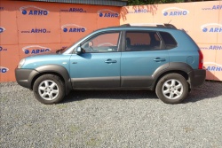 Hyundai Tucson 2,0 CRDi, ČR, 2 MAJ., 4WD.