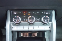Škoda Karoq 1,5 TSi,ČR,2 MAJ.,AMBITION,DSG.