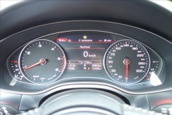 Audi A6 Avant 3,0 TDi 160KW,S-LINE,QUATTRO.
