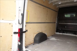 Volkswagen Crafter 2,0 TDi 103KW,L2H2, 59TIS.KM.