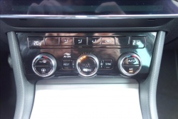 Škoda Superb 2,0 TDi, EXECUTIVE, SERV.KN.