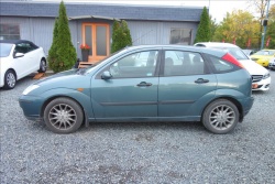 Ford Focus 1,6 i 74KW, ČR, COMFORT.