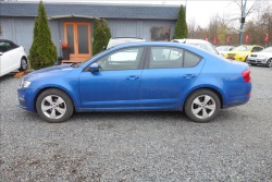 Škoda Octavia 1,6 TDi 81KW,SERV.KN.,AMBITION.