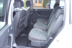 Volkswagen Touran 2,0 TDi 110KW,ČR,SERV.KN.,DSG.