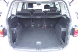 Volkswagen Touran 2,0 TDi 110KW,ČR,SERV.KN.,DSG.