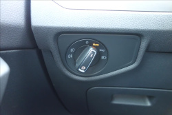 Volkswagen Touran 2,0 TDi 110KW,ČR,SERV.KN.,DSG.