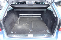 Mercedes-Benz Třídy E 350 CDi 195KW,ELEGANCE.