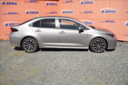 Toyota Corolla 1,6 VVT-i, ČR, 1 MAJ.,SERV.KN.
