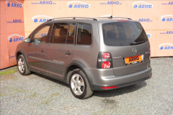 Volkswagen Touran 2,0 TDi,SERV.KN.,CROSS,7 MÍST.