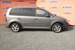 Volkswagen Touran 2,0 TDi,SERV.KN.,CROSS,7 MÍST.