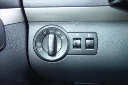 Volkswagen Touran 2,0 TDi,SERV.KN.,CROSS,7 MÍST.