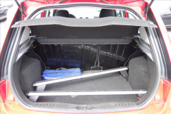 Ford Fiesta 1,3 i 51KW, ČR, BASE.