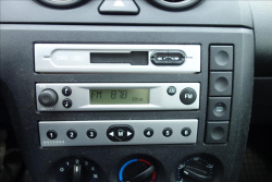 Ford Fiesta 1,3 i 51KW, ČR, BASE.