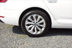 Audi A4 2,0 TDi, ČR, 1 MAJ., SERV. KN.