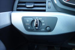 Audi A4 2,0 TDi, ČR, 1 MAJ., SERV. KN.