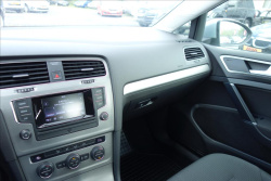 Volkswagen Golf 1,4 TSi,ČR,1 MAJ.,COMFORTLINE.
