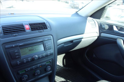 Škoda Octavia 1,9 TDi 77KW, ČR, ELEGANCE.