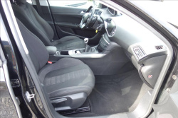 Peugeot 308 1,6 HDi 88KW, PANORAMA, NAVI.