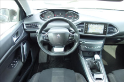 Peugeot 308 1,6 HDi 88KW, PANORAMA, NAVI.